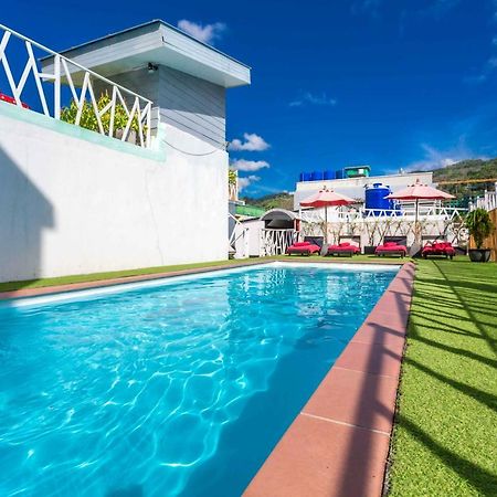 PJ Patong Resortel Esterno foto