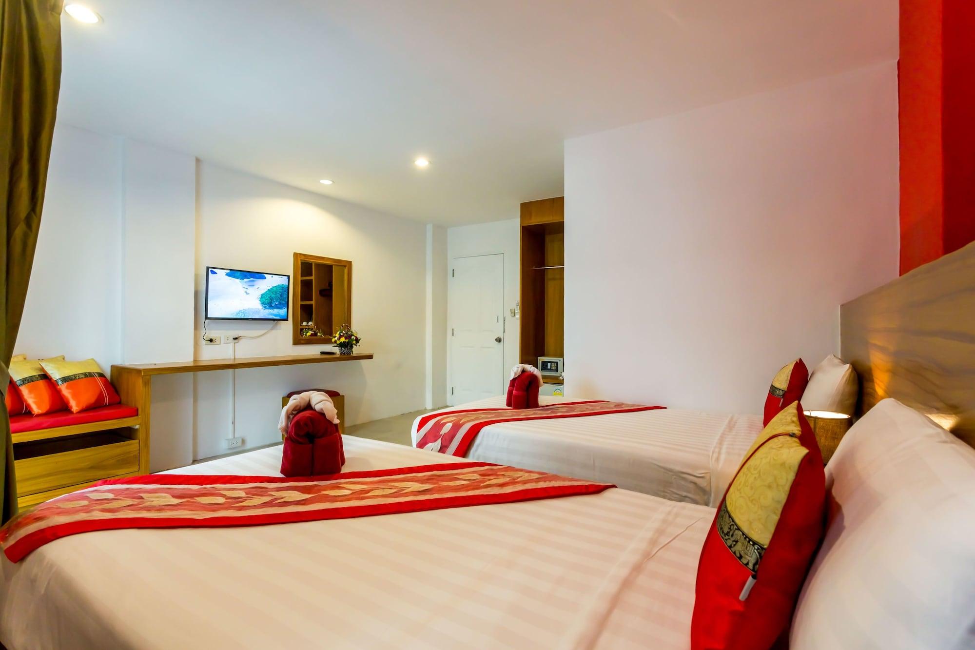 PJ Patong Resortel Esterno foto