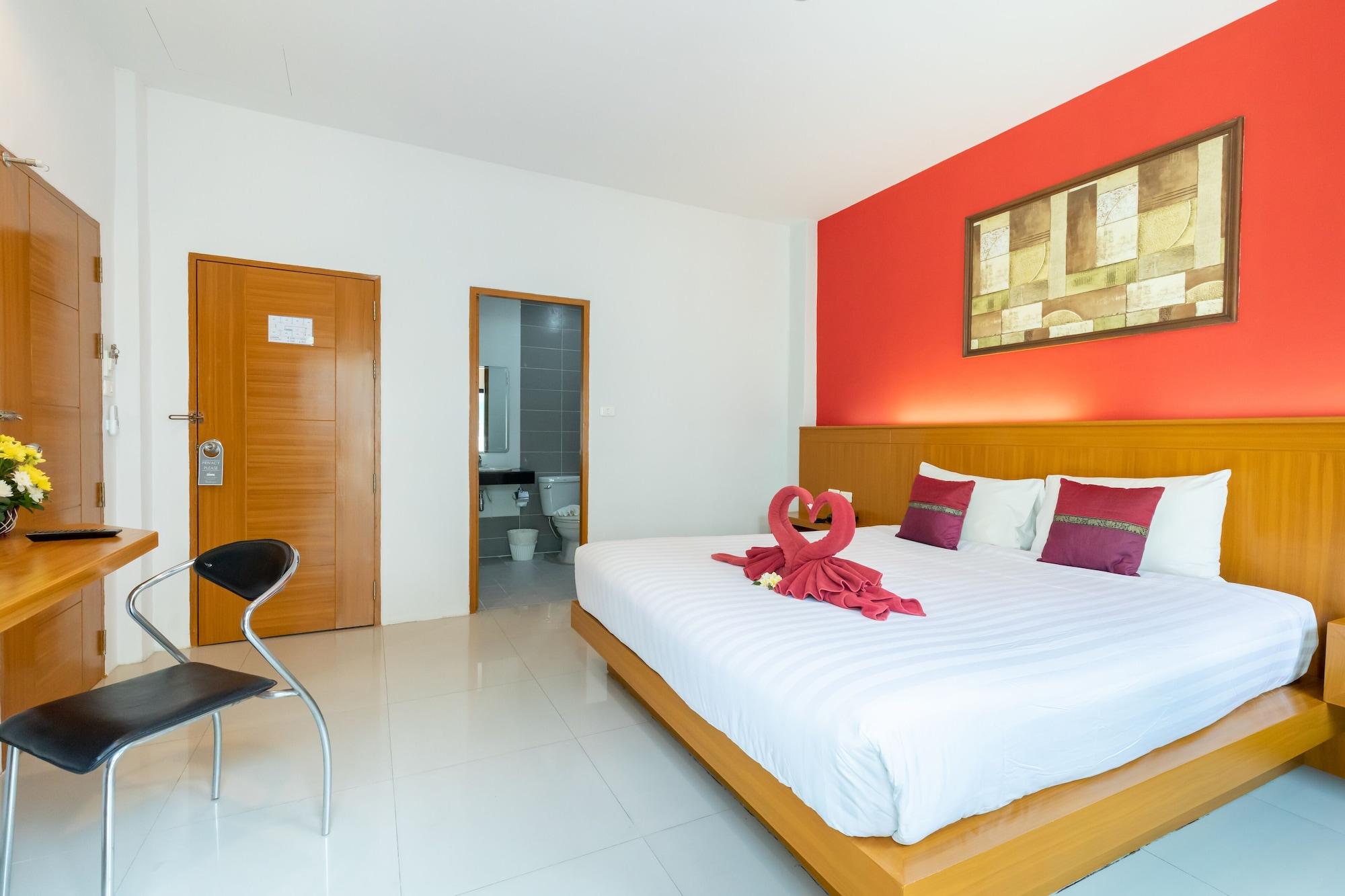 PJ Patong Resortel Esterno foto