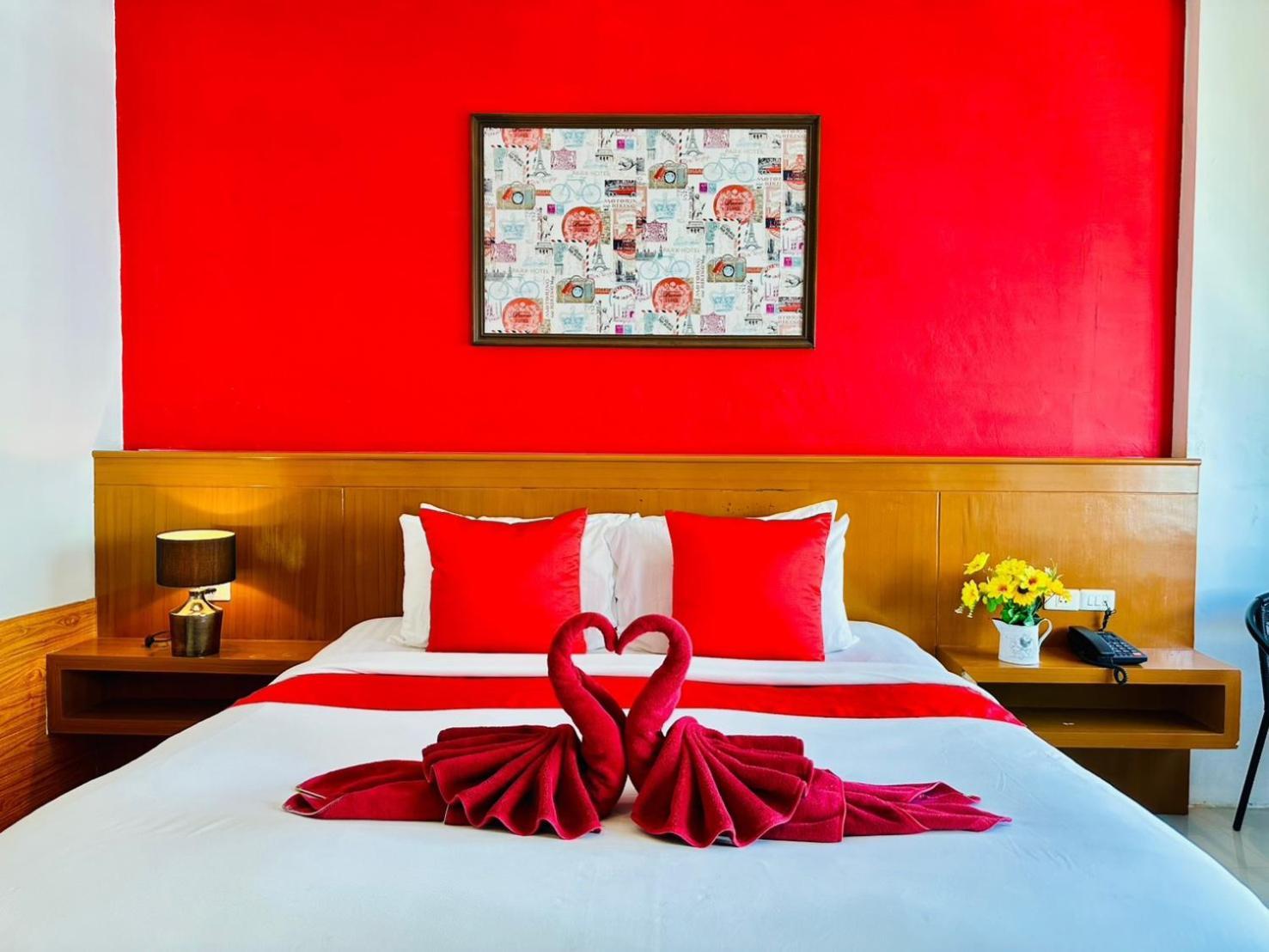 PJ Patong Resortel Esterno foto